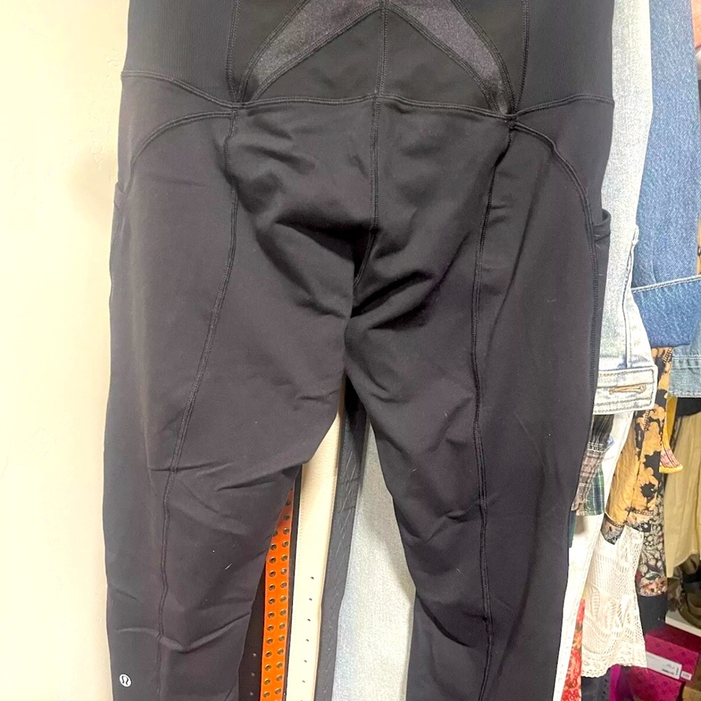 Lululemon high waist leggings size 8